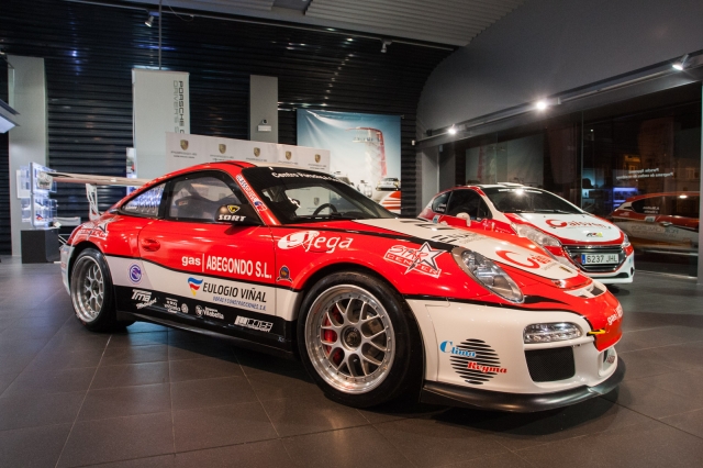 019 presentacin porsche 2010 ares racing 087